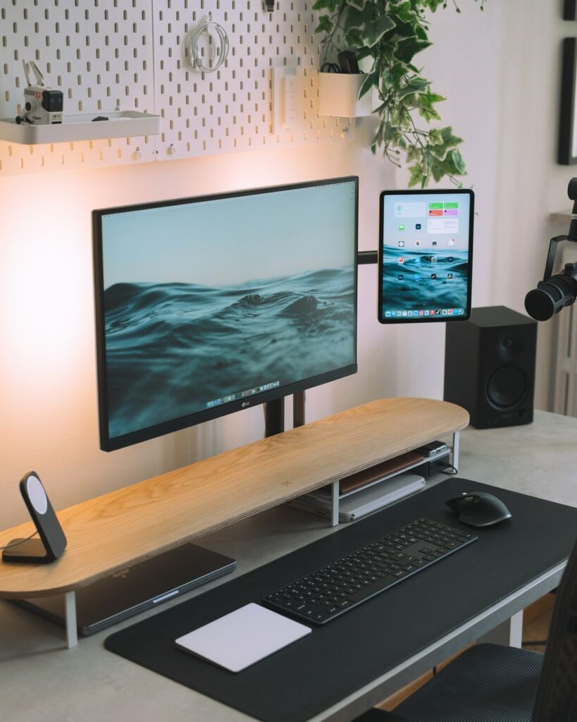 Creating the Ultimate WFH Desk Setup (April 2024) - Tech for Desk