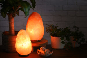 how to clean a salt lamp