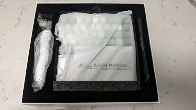 RK ROYAL KLUDGE RKS70 Ergonomic Split Keyboard, Wireless ...